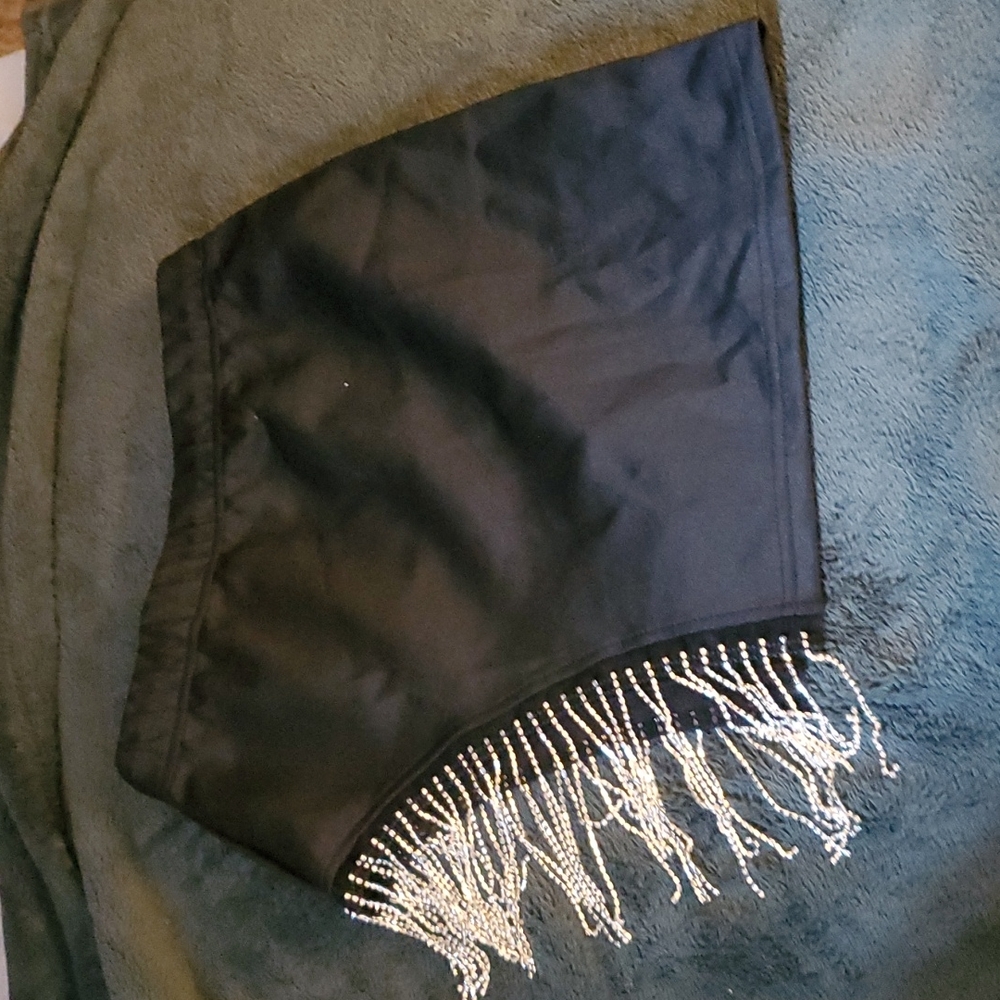 Skirt!